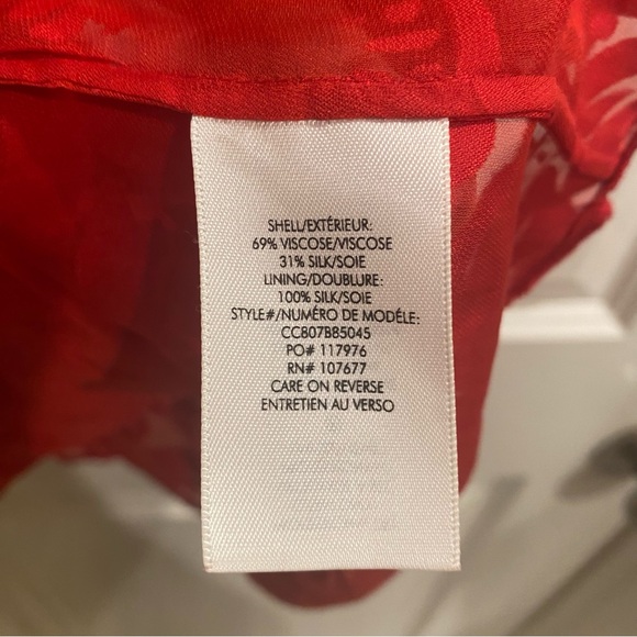 Alice + Olivia Sleeveless Silk Burnout Top - Picture 6 of 6